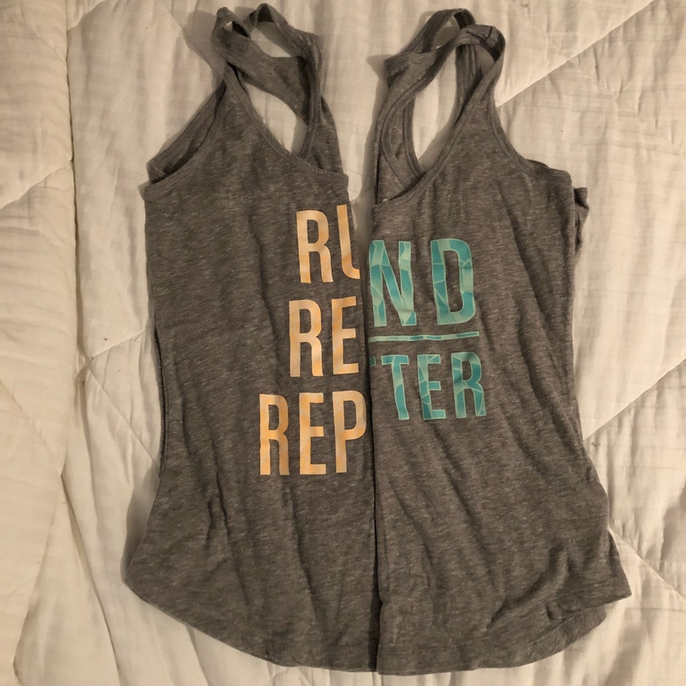 Bundle: 2 Old Navy tank tops